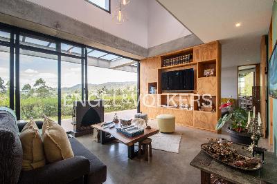 Casa de 3 alcobas en venta en Alto De Palmas, Medellín, 270 m² · foto 4 de 19