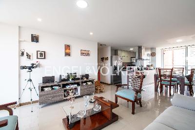 Apartamento en venta en Loma Del Chocho, Medellín · foto 5 de 17