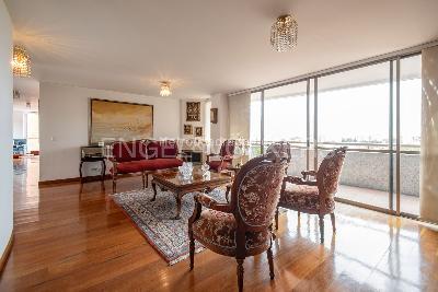 Apartamento en venta en Gratamira, Bogotá · foto 3 de 20