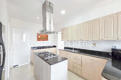 Apartamento de 4 alcobas en venta en El Tesoro, Medellín, 325 m² · foto 6 de 20