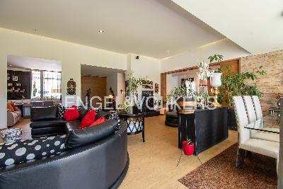 Casa de 3 alcobas en venta en Alto De Palmas, Medellín, 315 m² · foto 3 de 20