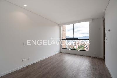 Apartamento en arriendo en Lalinde, Medellín · foto 11 de 16