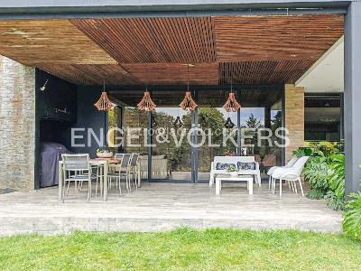Casa de 3 alcobas en arriendo en Variante Palmas, Medellín, 280 m² · foto 2 de 14