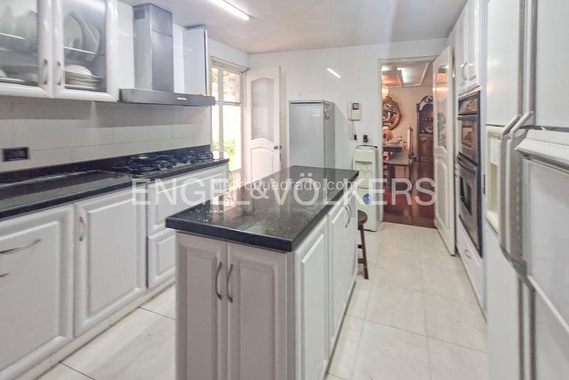 Casa – Bogotá, Santa Bárbara, Localidad Usaquén - Más