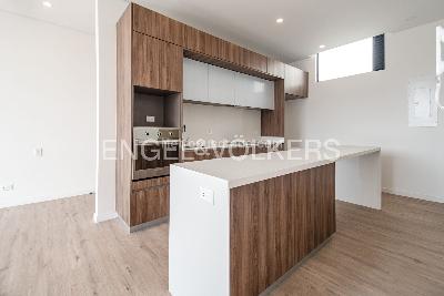 Apartamento de 3 alcobas en venta en Cerros De Suba, Bogotá, 141 m² · foto 3 de 20