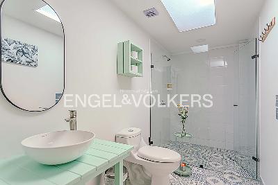 Casa de 5 alcobas en venta en Laureles, Medellín, 256 m² · foto 8 de 18