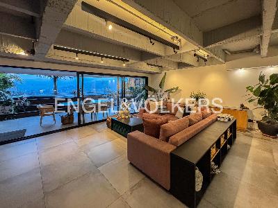 Apartamento en venta en Altos Del Poblado, Medellín · foto 2 de 10