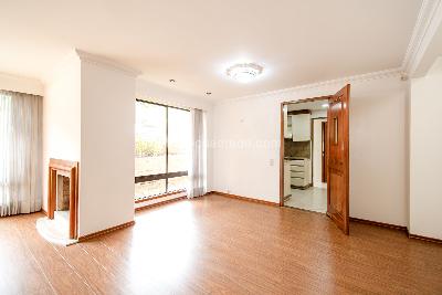 Apartamento de 2 alcobas en arriendo en Cerros De Suba, Bogotá, 115 m² · foto 4 de 16