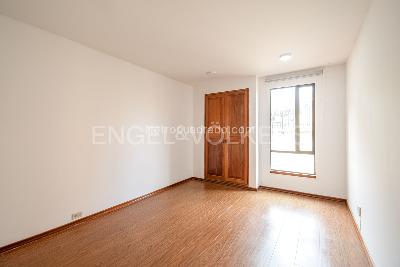 Apartamento de 2 alcobas en arriendo en Cerros De Suba, Bogotá, 115 m² · foto 8 de 16