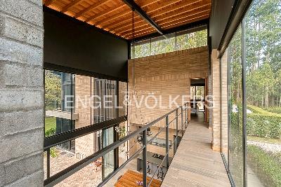 Casa de 5 alcobas en venta en La Ceja, Medellín, 263 m² · foto 4 de 14