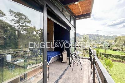 Casa de 5 alcobas en venta en La Ceja, Medellín, 263 m² · foto 10 de 14