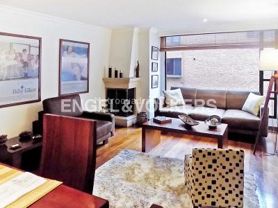 Apartamento de 2 alcobas en venta en Chico, Bogotá, 69 m² · foto 2 de 10
