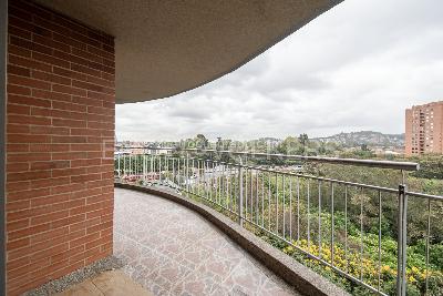 Apartamento de 3 alcobas en arriendo en Ilarco, Bogotá, 184 m² · foto 5 de 20