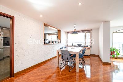 Apartamento de 4 alcobas en venta en Santa Barbara Central, Bogotá, 238 m² · foto 5 de 18
