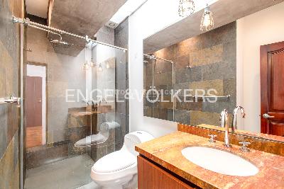 Apartamento de 4 alcobas en venta en Santa Barbara Central, Bogotá, 238 m² · foto 15 de 18