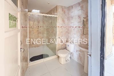 Casa de 5 alcobas en venta en El Poblado, Medellín, 280 m² · foto 4 de 8