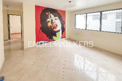 Casa de 5 alcobas en venta en El Poblado, Medellín, 280 m² · foto 5 de 8