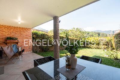 Casa de 3 alcobas en venta en Loma Del Chocho, Medellín, 208 m² · foto 3 de 20