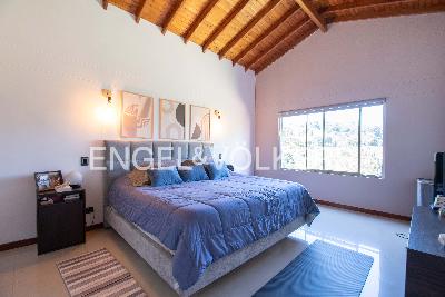 Casa de 3 alcobas en venta en Loma Del Chocho, Medellín, 208 m² · foto 11 de 20
