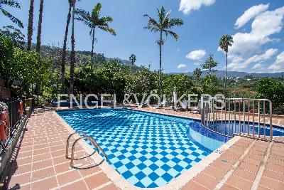 Casa de 3 alcobas en venta en Loma Del Chocho, Medellín, 208 m² · foto 20 de 20