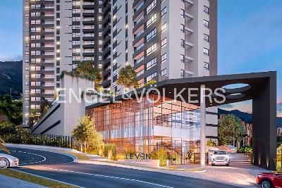 Apartamento de 1 alcoba en venta en Altos Del Poblado, Medellín, 58 m² · foto 2 de 10
