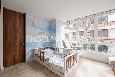 Apartamento de 3 alcobas en venta en Chico Virrey, Bogotá, 169 m² · foto 12 de 17