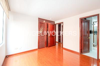Apartamento en venta en La Carolina, Bogotá · foto 5 de 10