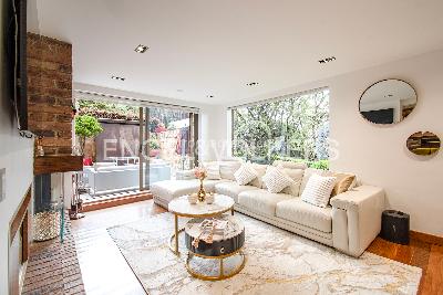 Casa en venta en Cerros De Suba, Bogotá · foto 2 de 20