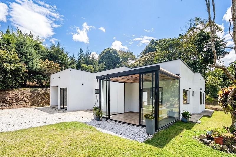 Casa en Arriendo, Llanogrande, Antioquia