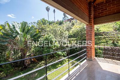 Casa de 4 alcobas en venta en Loma Del Chocho, Medellín, 404 m² · foto 13 de 20