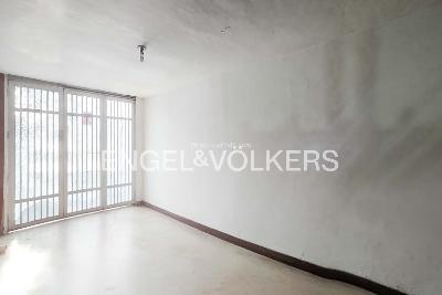 Casa de 5 alcobas en venta en Laureles, Medellín, 261 m² · foto 3 de 15