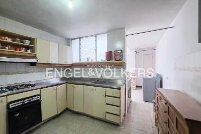 Casa de 5 alcobas en venta en Laureles, Medellín, 261 m² · foto 8 de 15