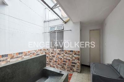 Casa de 5 alcobas en venta en Laureles, Medellín, 261 m² · foto 9 de 15
