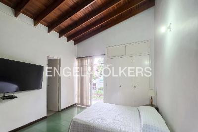 Casa de 5 alcobas en venta en Laureles, Medellín, 261 m² · foto 11 de 15