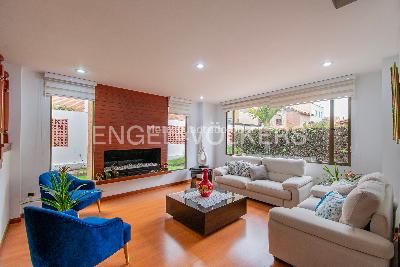Casa de 4 alcobas en venta en Chia, Chía, 293 m² · foto 2 de 20