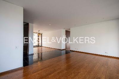Apartamento en venta en El Campestre, Medellín · foto 4 de 17
