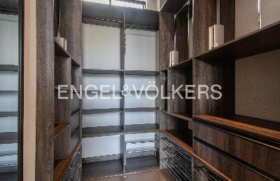 Casa de 4 alcobas en arriendo en Fizebad, Medellín, 405 m² · foto 14 de 20