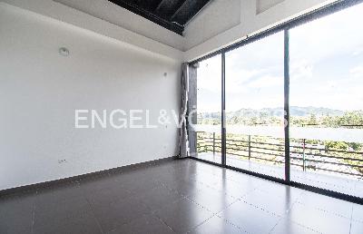 Casa de 4 alcobas en arriendo en Fizebad, Medellín, 405 m² · foto 15 de 20