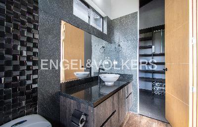 Casa de 4 alcobas en arriendo en Fizebad, Medellín, 405 m² · foto 17 de 20