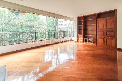 Apartamento de 3 alcobas en arriendo en La Cabrera, Bogotá, 310 m² · foto 6 de 20