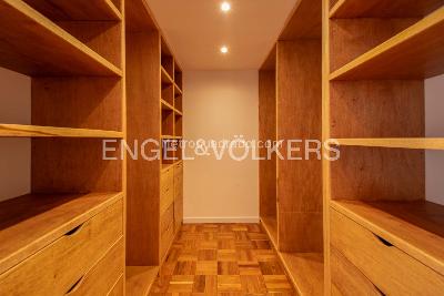 Apartamento de 3 alcobas en venta en Los Rosales, Bogotá, 207 m² · foto 9 de 17