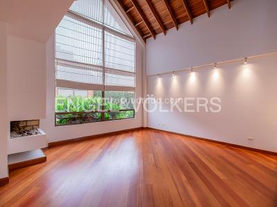 Casa de 4 alcobas en venta en Chia, Chía, 294 m² · foto 2 de 18