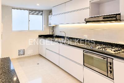 Apartamento en venta en El Batan, Bogotá · foto 2 de 5