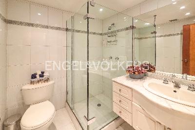 Apartamento en venta en Santa Barbara Central, Bogotá · foto 8 de 11