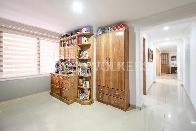 Apartamento de 3 alcobas en venta en La Carolina, Bogotá, 180 m² · foto 10 de 16