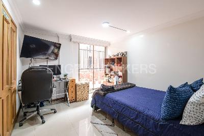 Apartamento de 3 alcobas en venta en La Carolina, Bogotá, 180 m² · foto 16 de 16