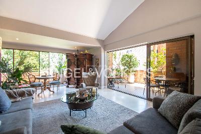 Apartamento de 3 alcobas en venta en San Lucas, Medellín, 204 m² · foto 4 de 18