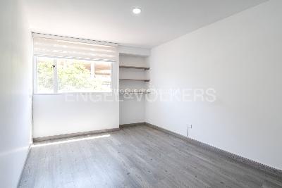 Apartamento en venta en Santa Barbara Central, Bogotá · foto 9 de 13