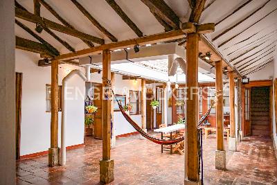 Casa de 1 alcoba en venta en La Candelaria, Bogotá, 397 m² · foto 3 de 12
