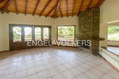 Casa de 3 alcobas en venta en El Retiro, Medellín, 377 m² · foto 2 de 18